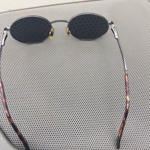 Classic John lemon  style  of glasses